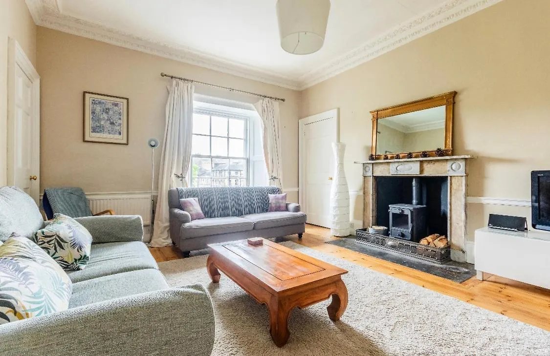 New Town Apartment With Castle View Edinburgh United Kingdom